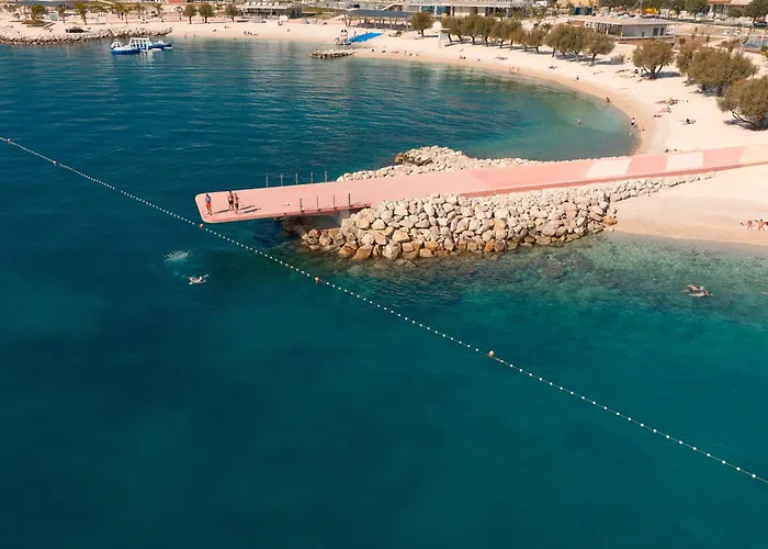 Sun Breeze Apartment